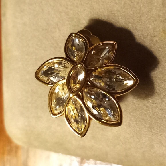Vintage Swarovski clip earrings - Picture 7 of 7
